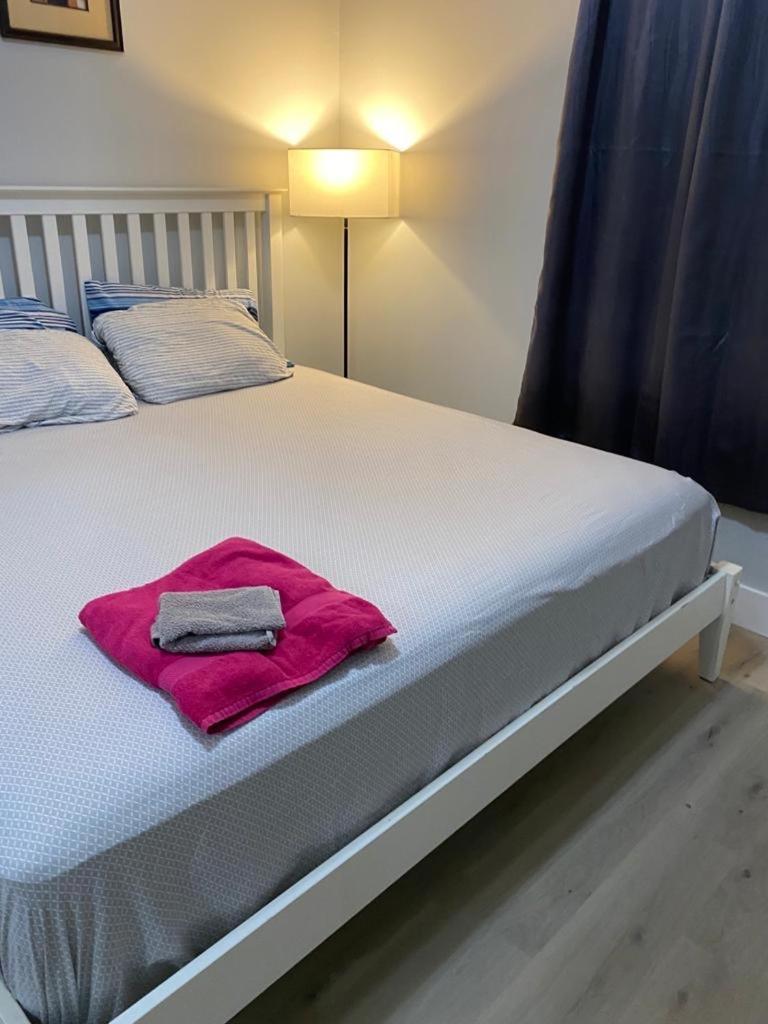 Stylish Room 8Mins To Newark Airport Exterior photo