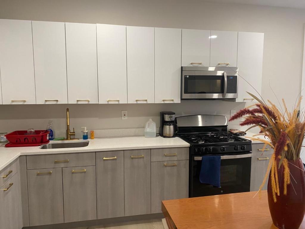Stylish Room 8Mins To Newark Airport Exterior photo